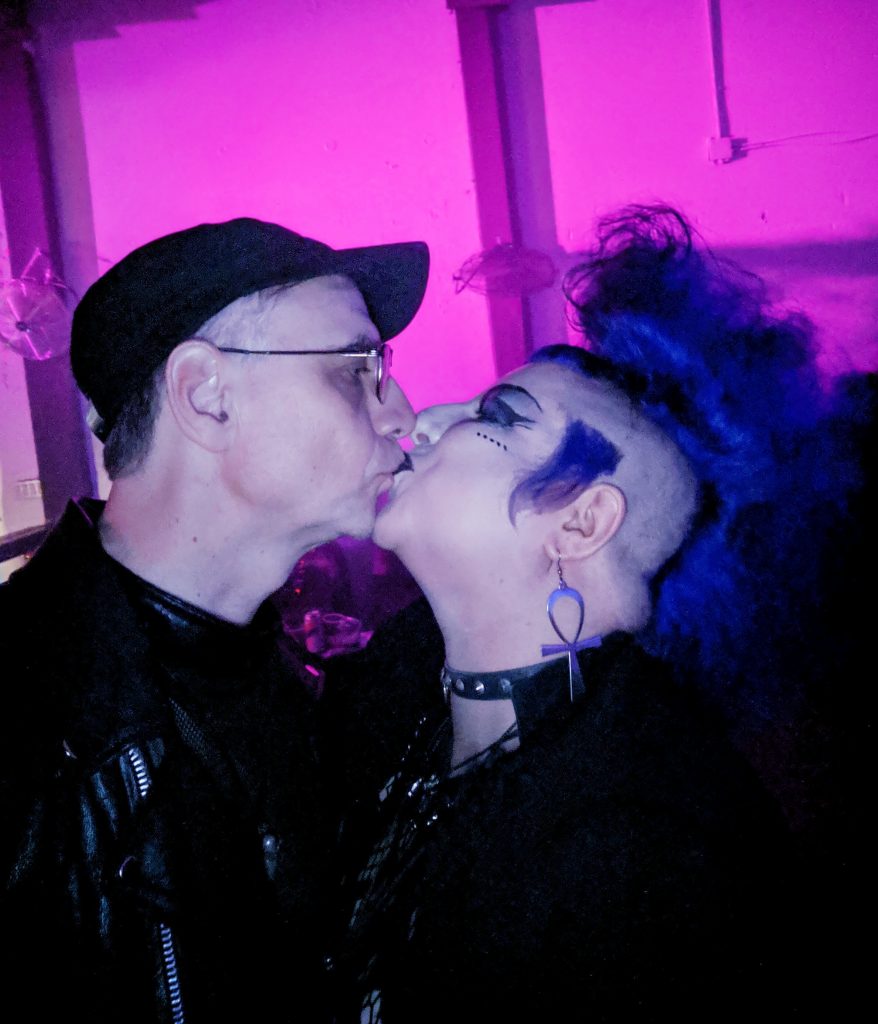 Goth Kiss 